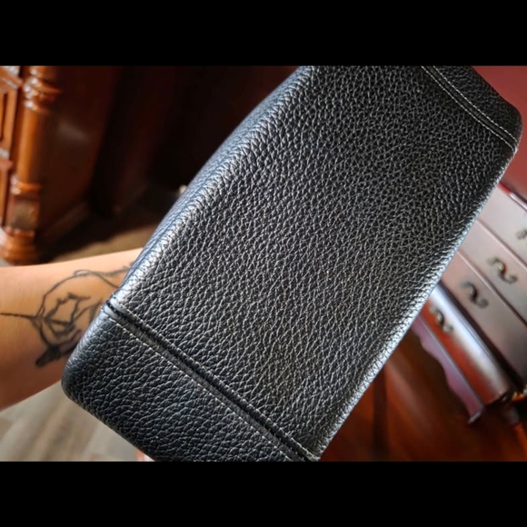 Coach Cary Shoulder Bag - Picture 5 of 7